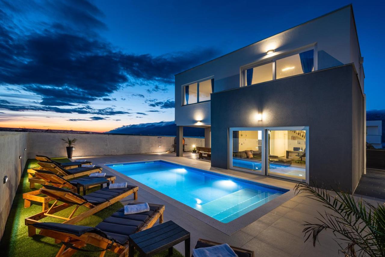 Luxury Villa Noemi Ražanac المظهر الخارجي الصورة