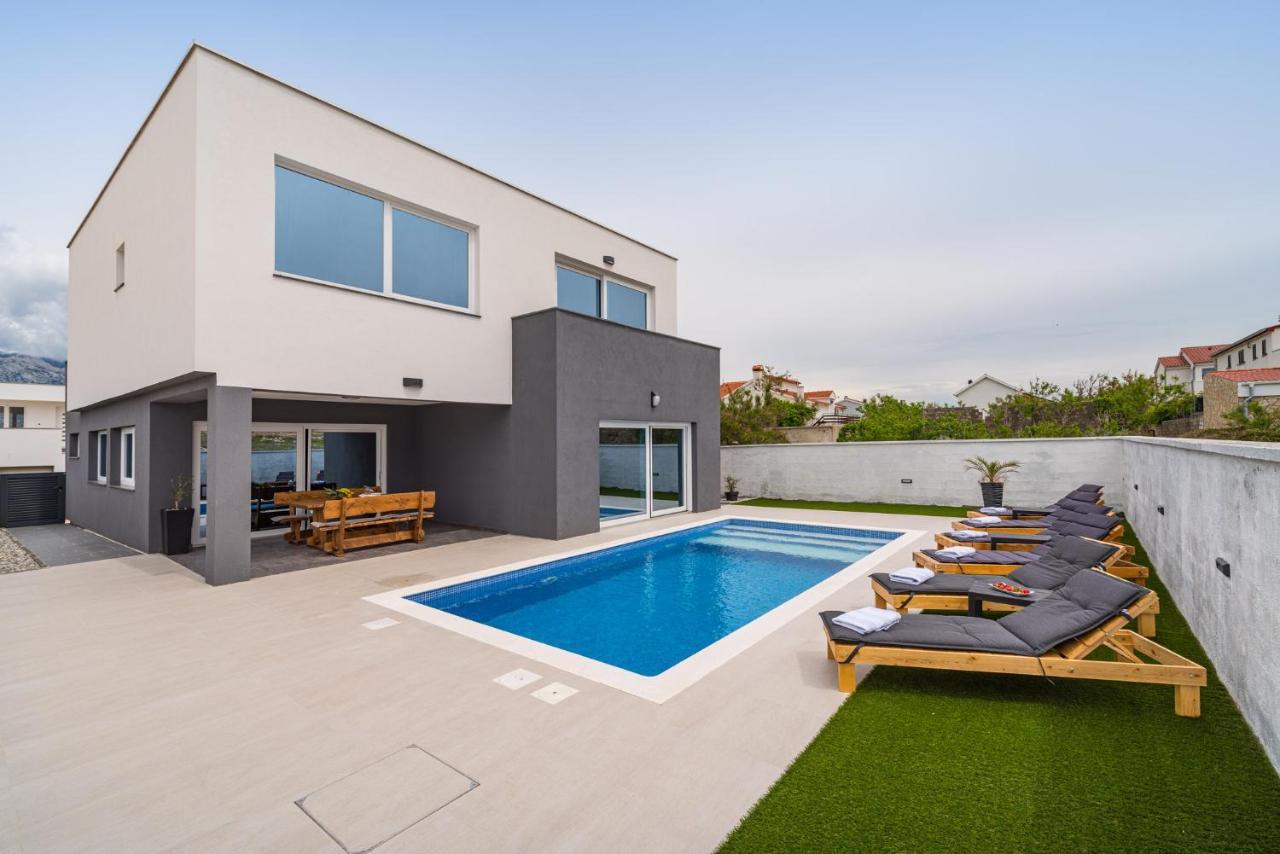 Luxury Villa Noemi Ražanac المظهر الخارجي الصورة